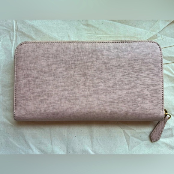 FENDI Soft Pink Long Continental Saffiano Leather Zip Card Coin Wallet - Picture 16 of 16